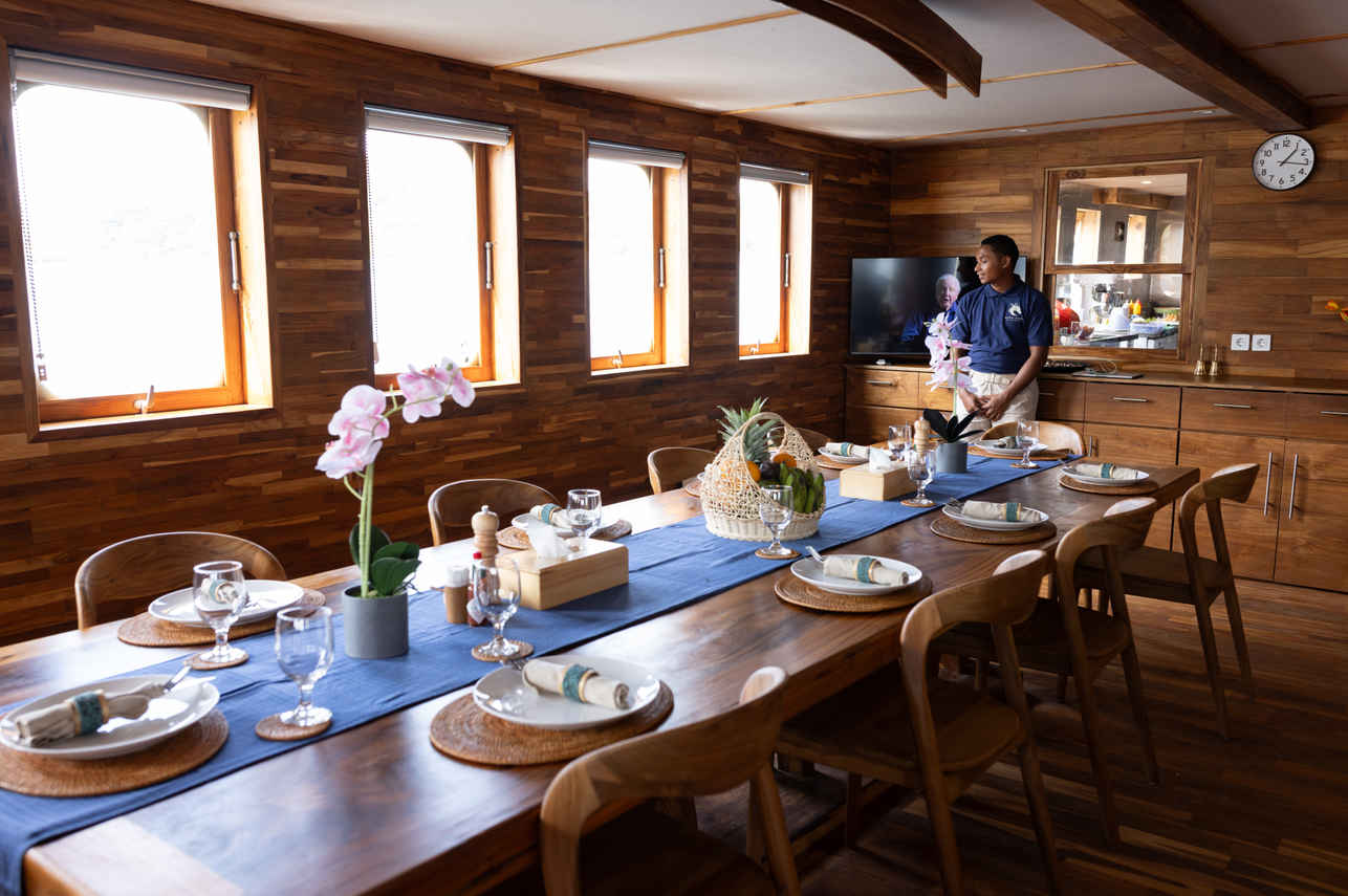 Restaurant - Naga Biru