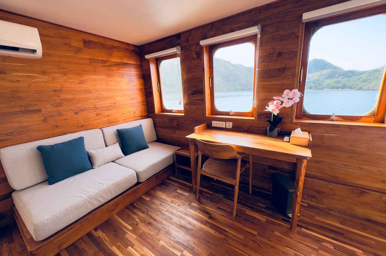 Grand Deluxe Cabin