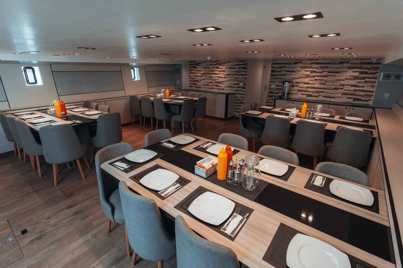 Comedor  - Topaz