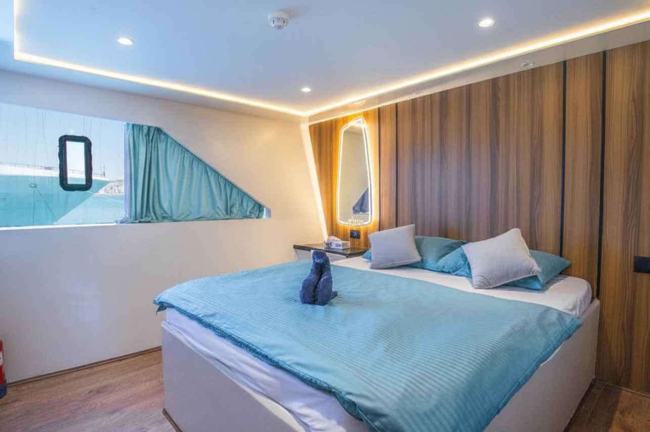 King-size Cabin - Main Deck