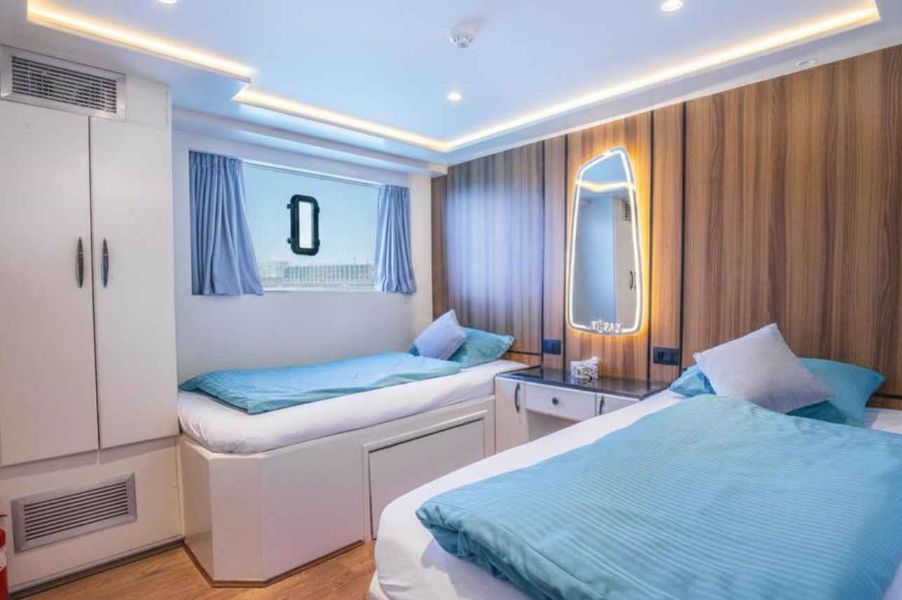 #twincabin  - Topaz