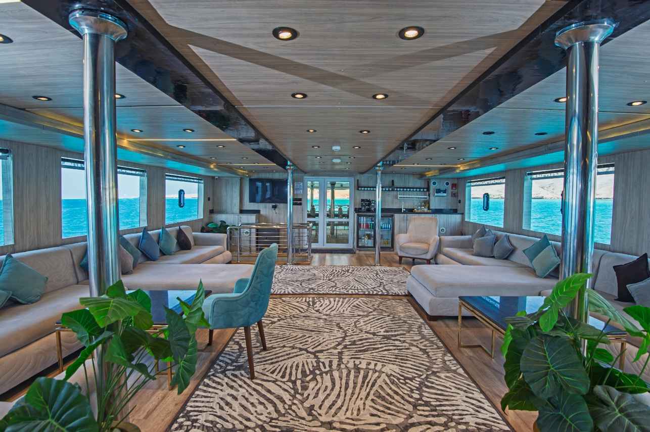 Indoor Saloon - Seaphoria