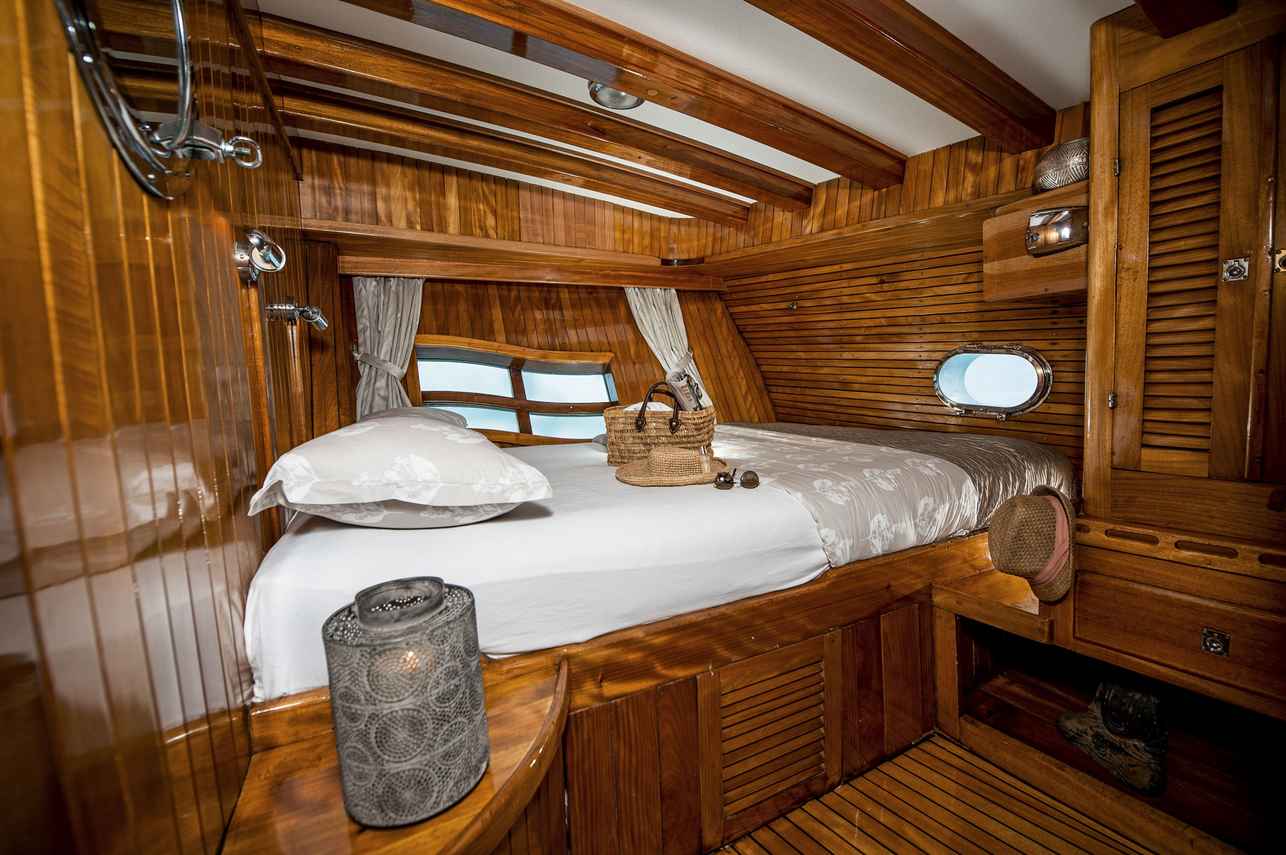 Superior Double Cabin