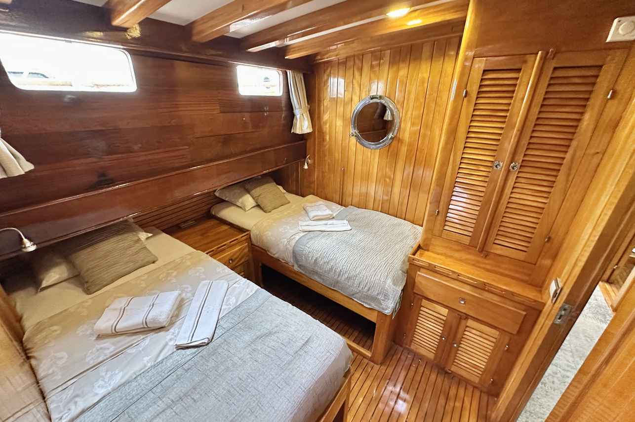 Superior Twin Cabin