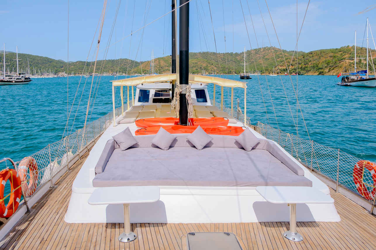 Outdoor Lounge - Farout Classic Gulets