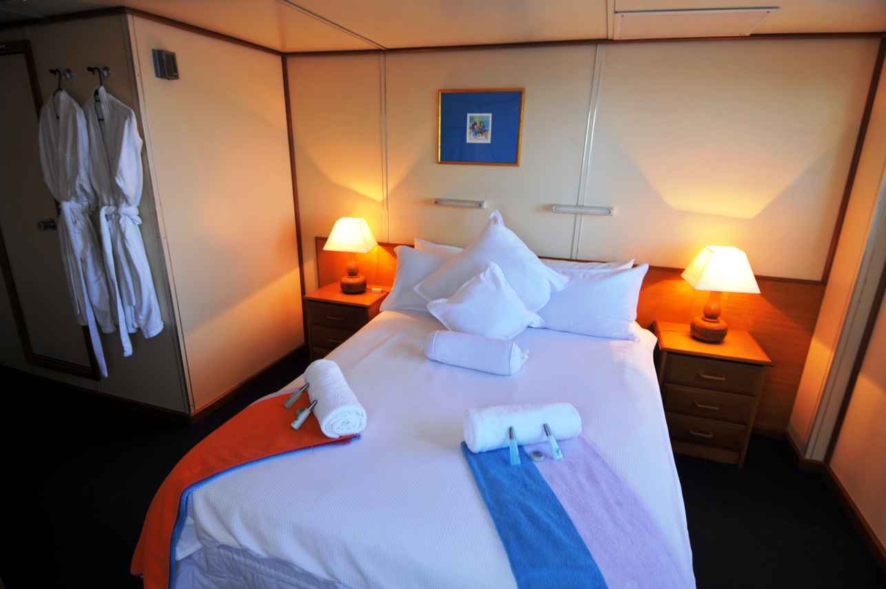 Top Deck Double Cabin