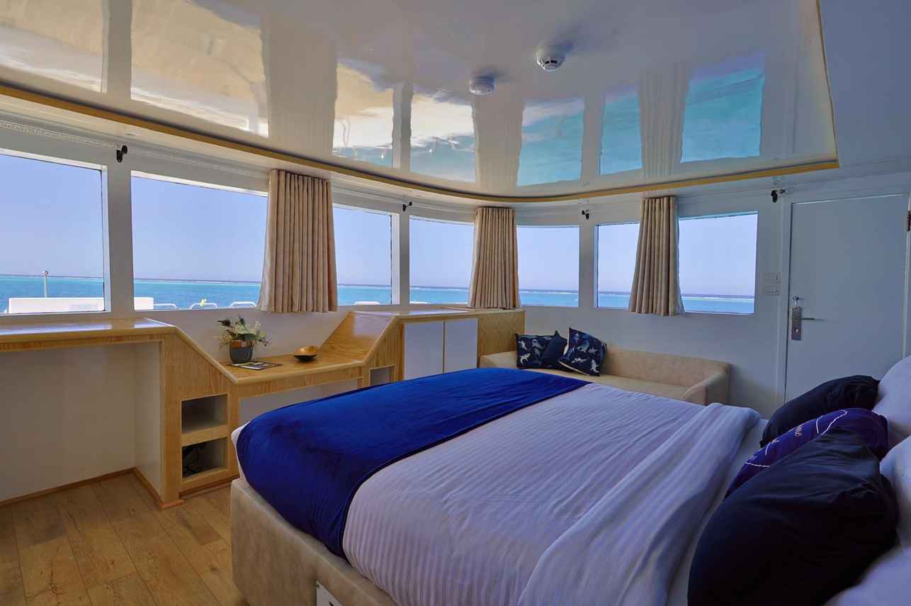 Upper Deck Cabin - MY Destiny