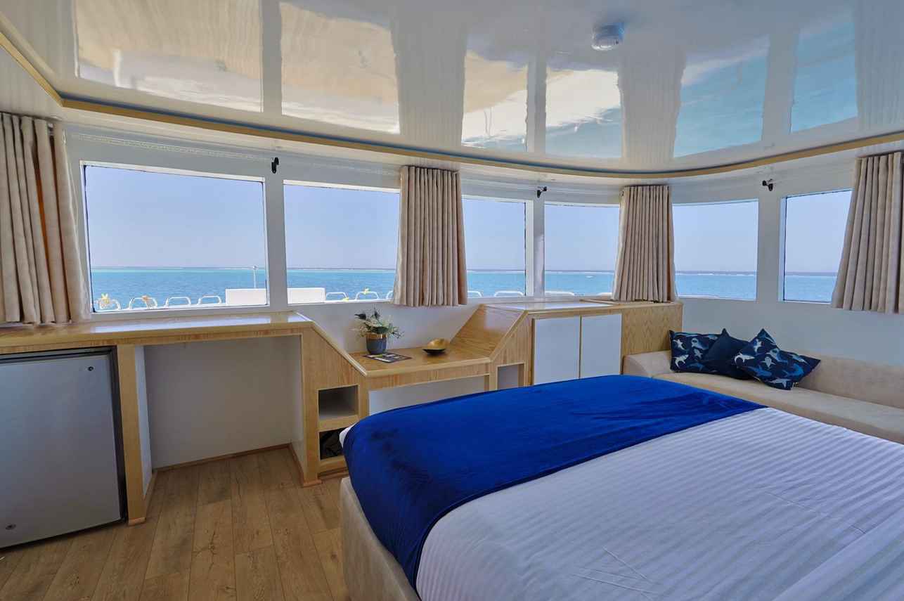 Upper Deck Cabin - MY Destiny