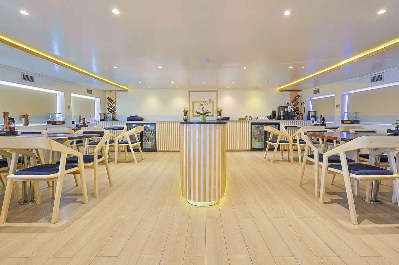 Indoor Saloon - MY Destiny