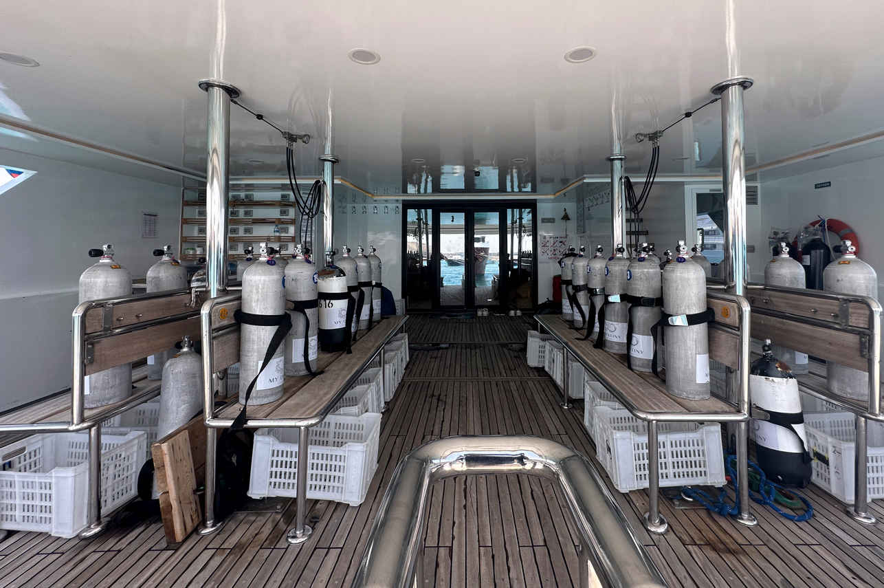 ダイビングデッキ - MY Destiny