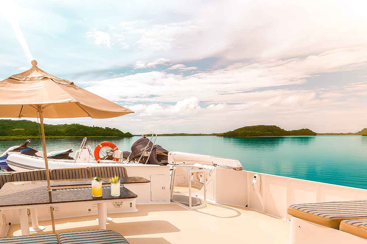 Sun Deck - Galaxy Zibo