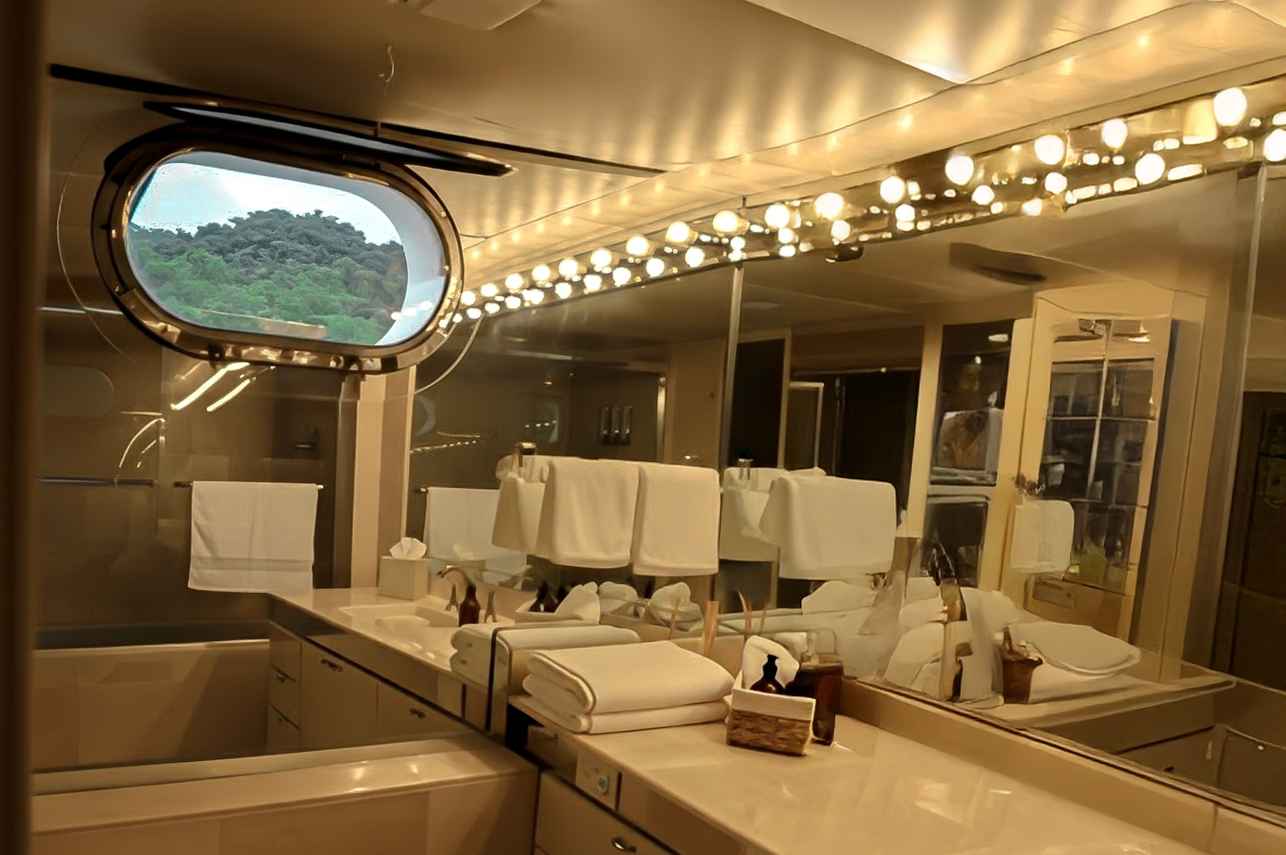 En-Suite bathrooms - Galaxy Zibo