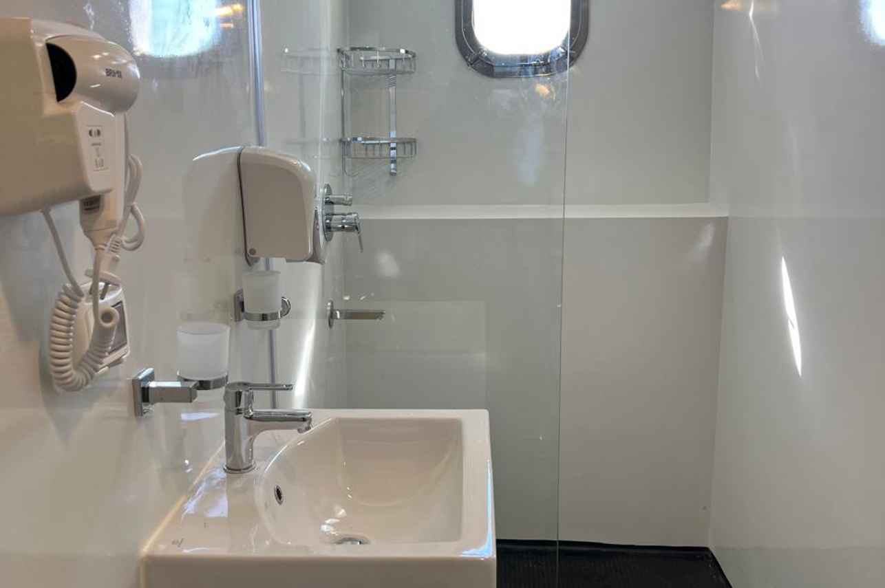 En-Suite bathrooms - Grand Discovery