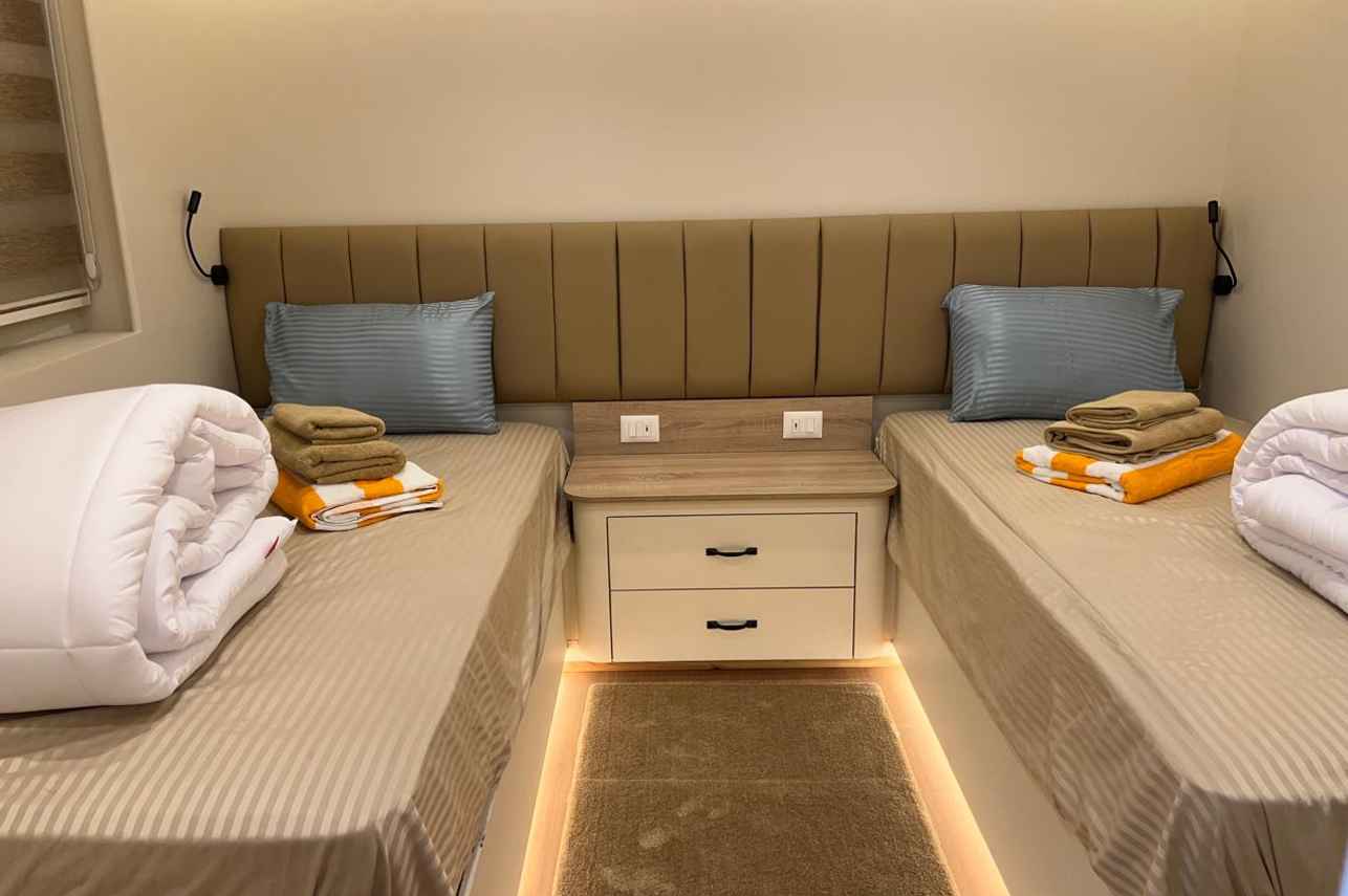 Twin Cabin - Lower Deck