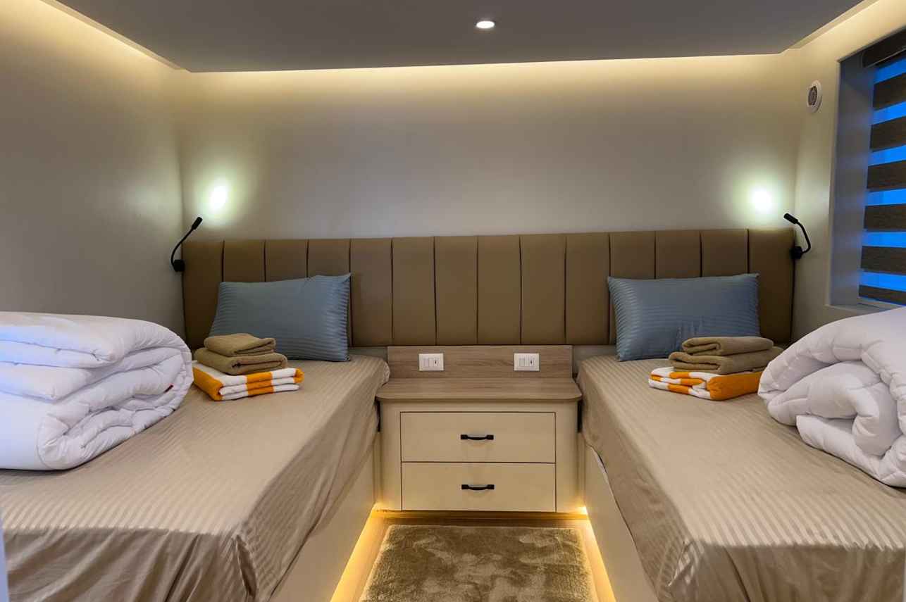 Twin Cabin - Upper Deck