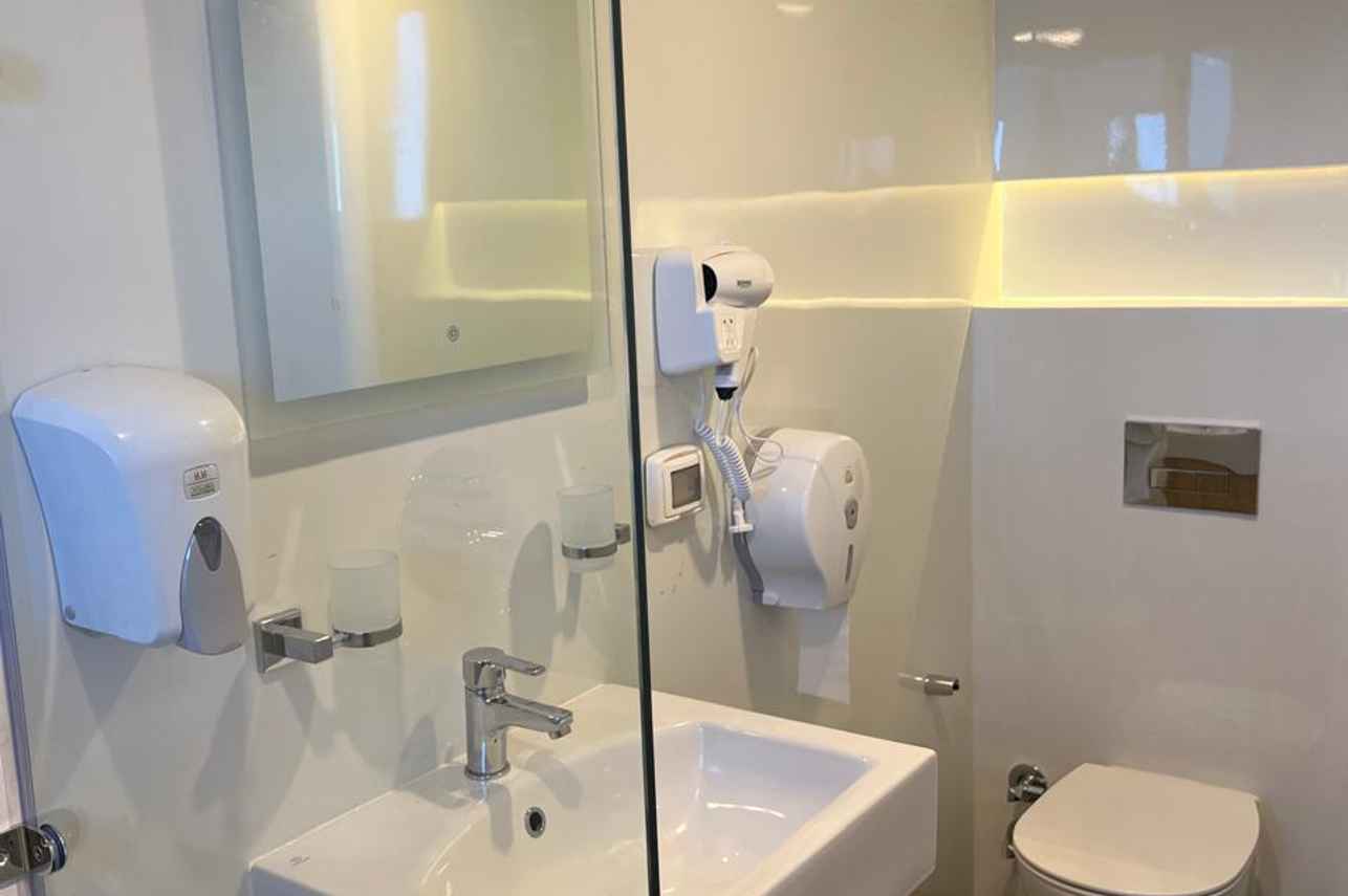 En-Suite bathrooms - Grand Discovery