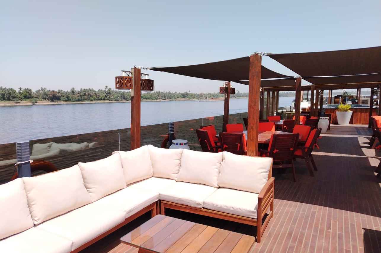 Salon extérieur - Iris Dahabiya