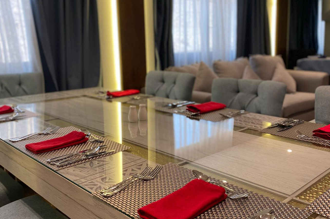 Salle à manger  - Iris Dahabiya