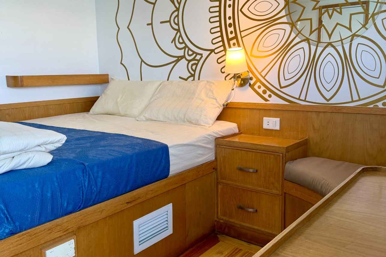 Upper Deck Double Cabin