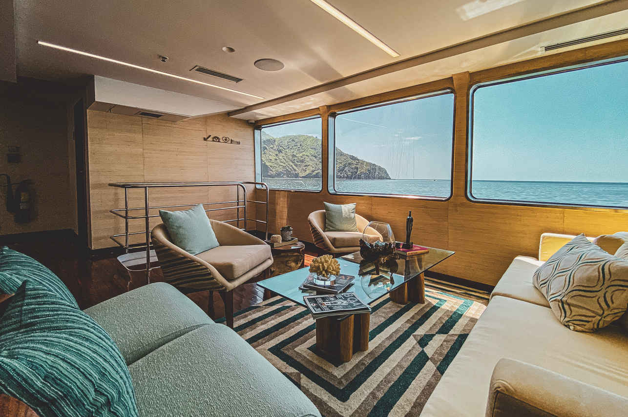 Salon intérieur - Kontiki Wayra