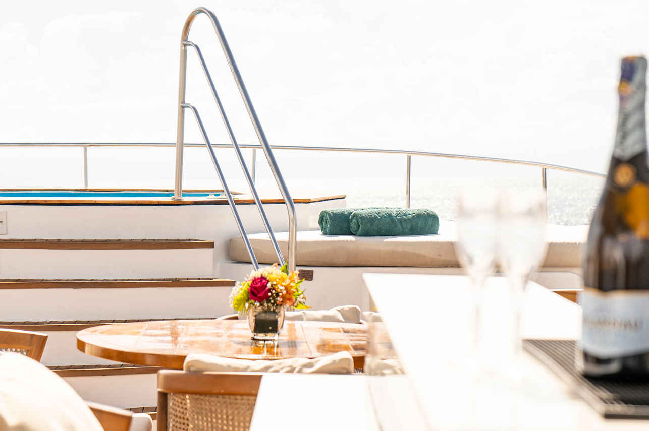 Dîner à l'extérieur - Kontiki Wayra