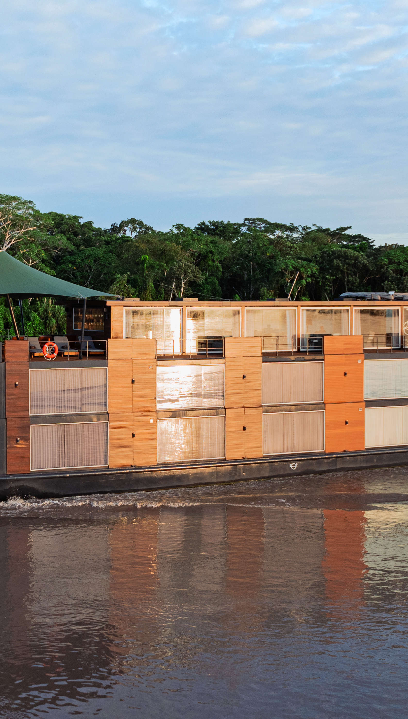 Aria Amazon