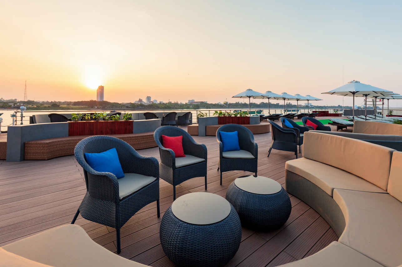 선데크 - Victoria Mekong