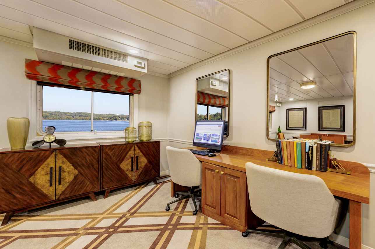 図書館 - American Constellation