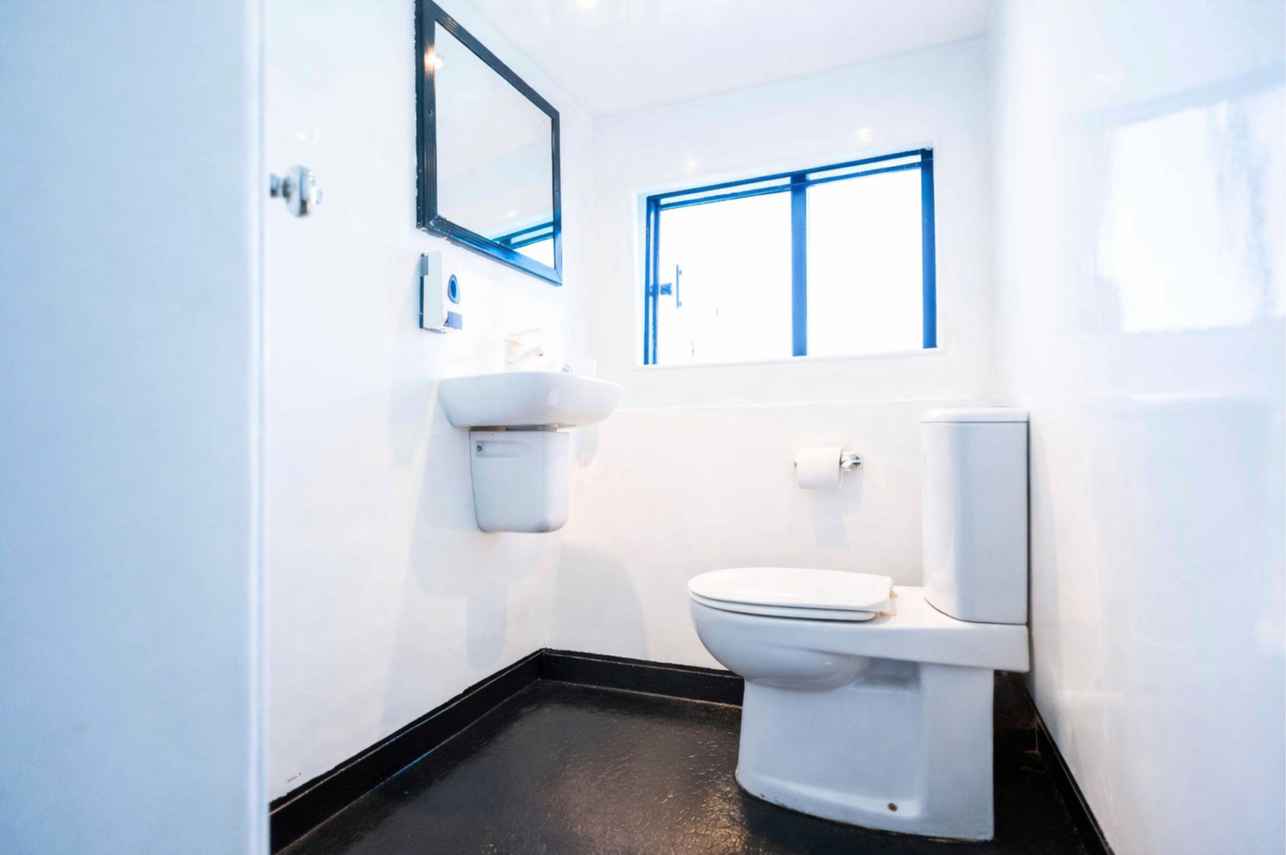 En-Suite bathrooms - Marselia Star