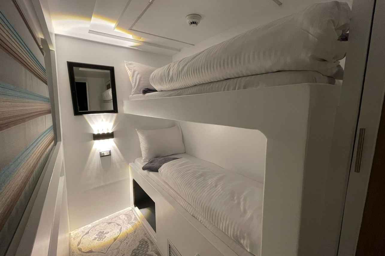 Upper Deck Twin Cabin
