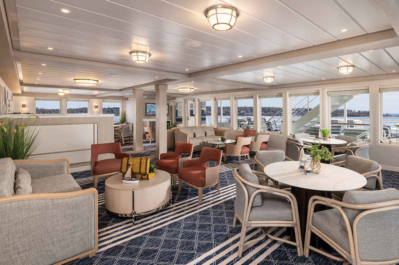 Salão fechado - American Eagle Florida