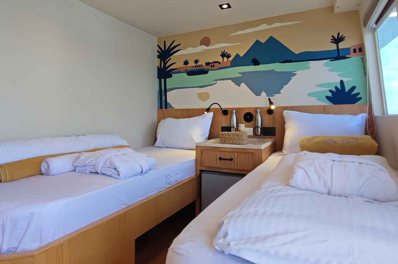 Upper Deck Twin Cabin