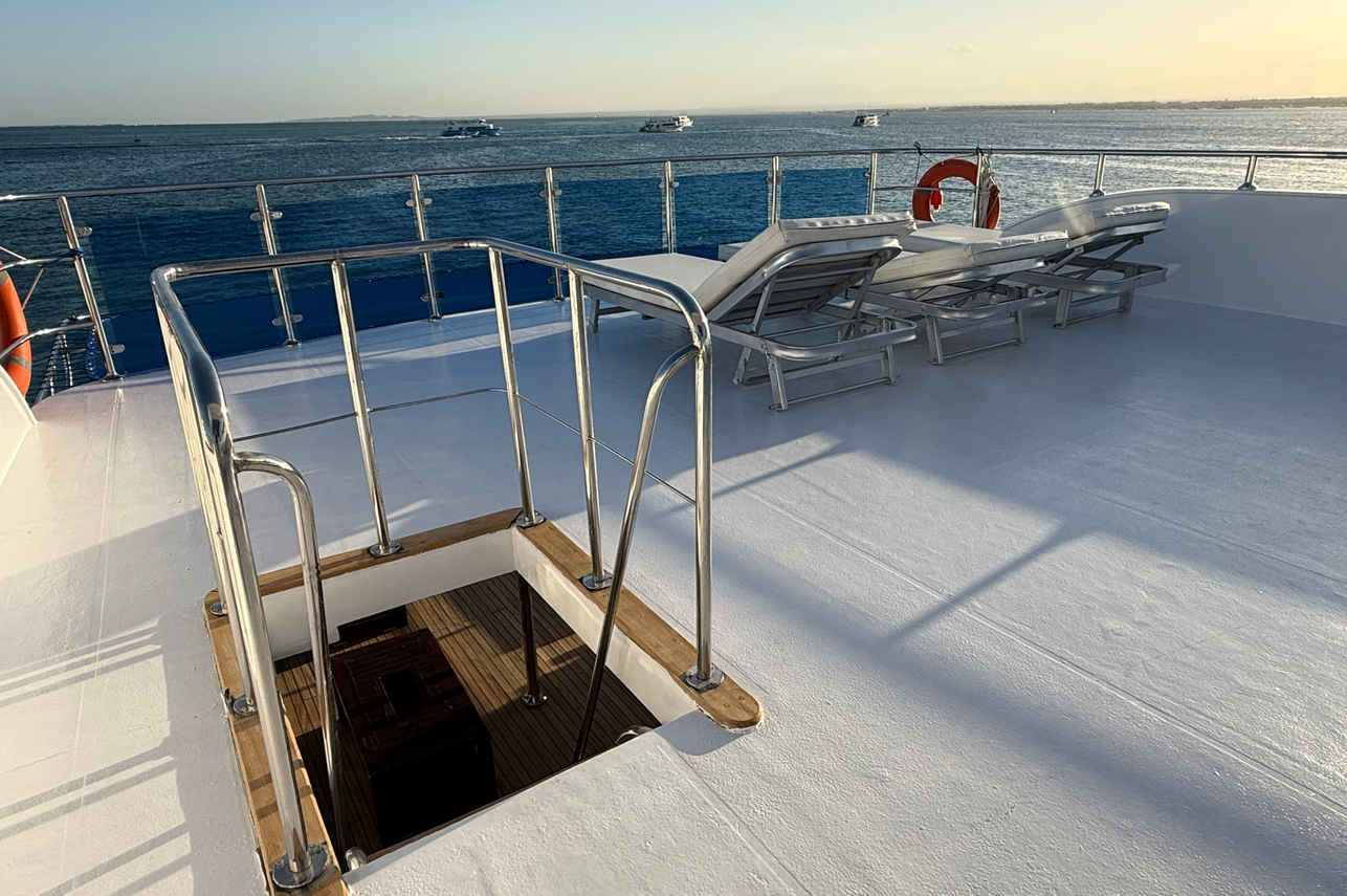 Sun Deck - All Star Ghani