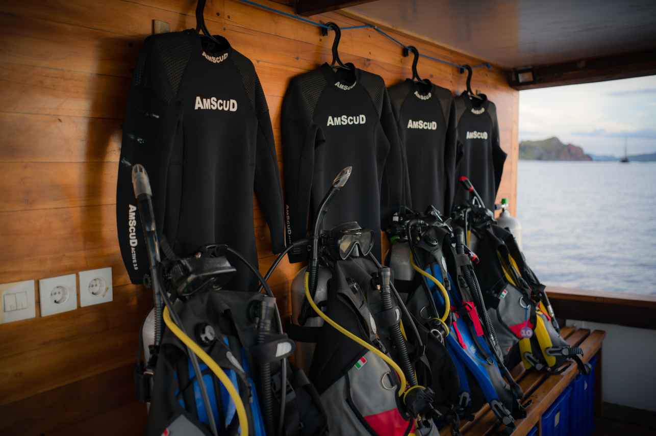 Dive deck - Putri Naga