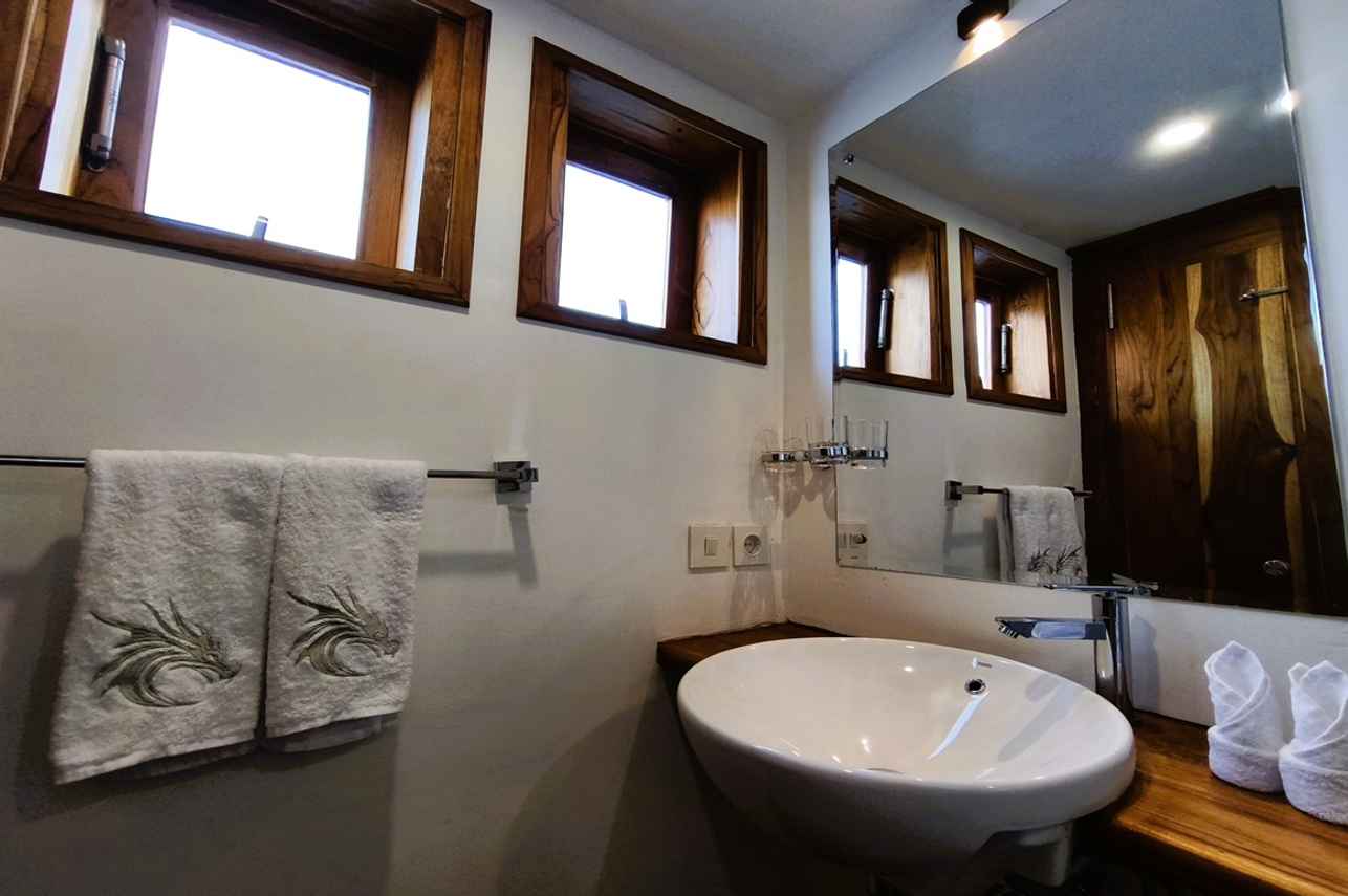 En-Suite bathrooms - Putri Naga