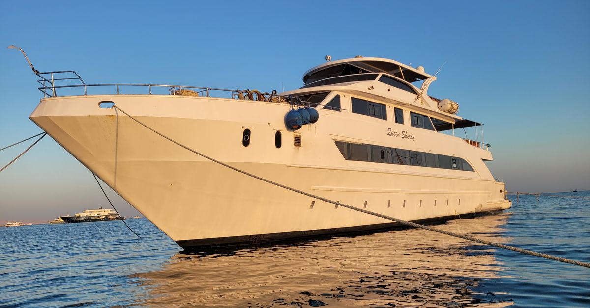 Queen Sherry — vessel photograph