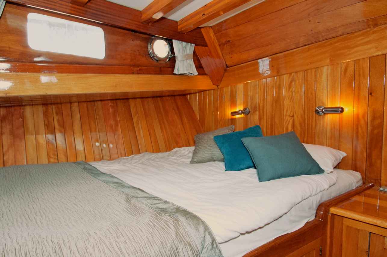 Cabine Dupla Casal - Nikola