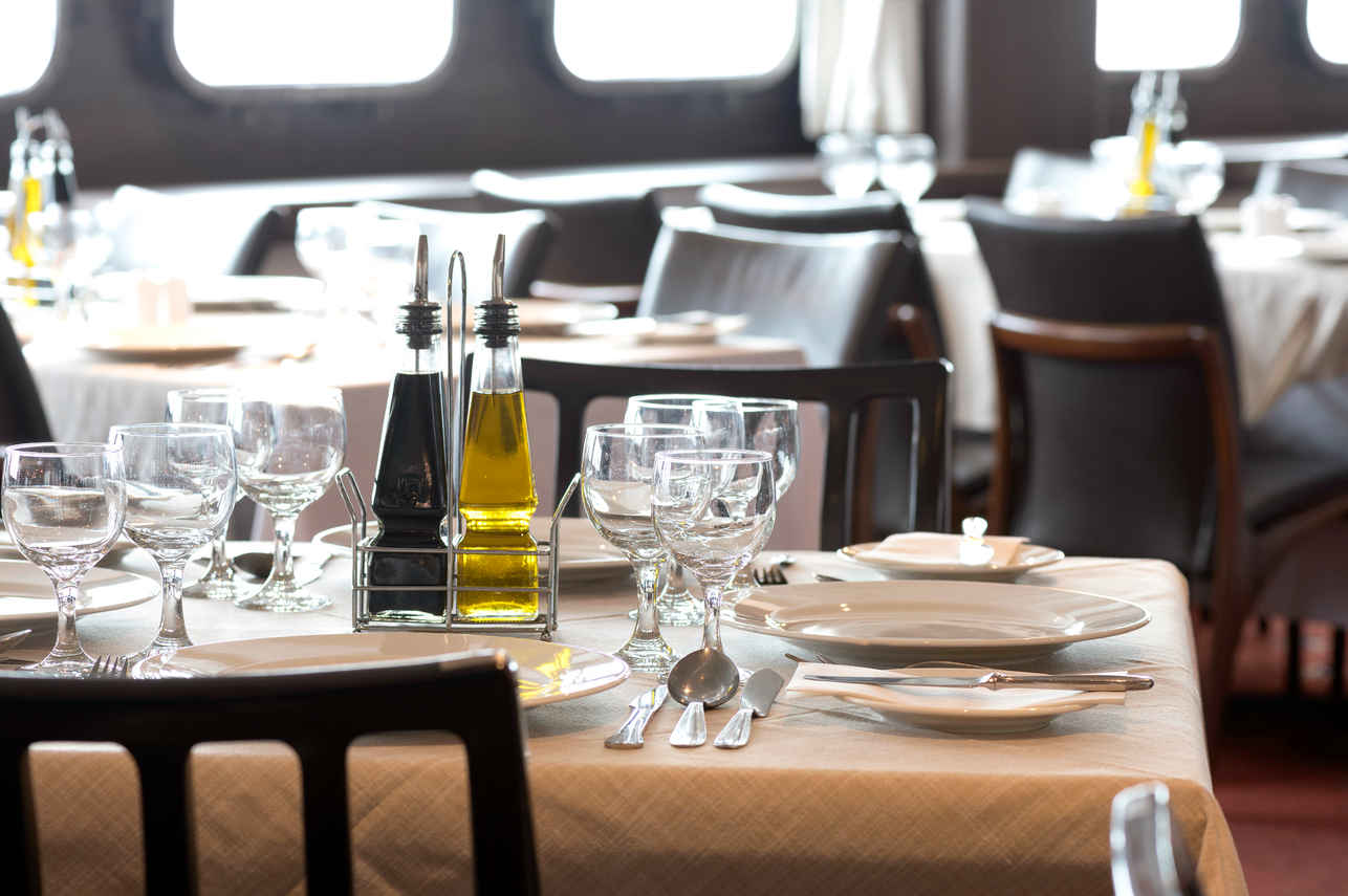 Dining Room - Stella Australis