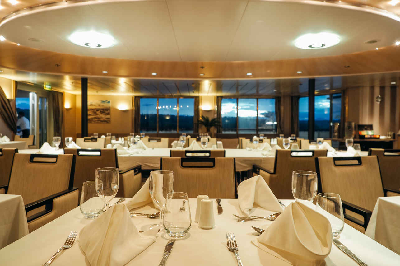 #diningroom  - Heritage Adventurer