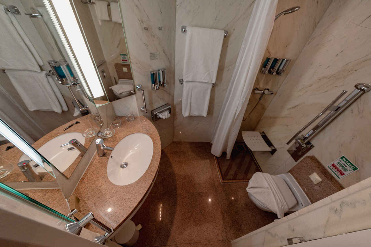 mit eigenen Badezimmern - Heritage Adventurer