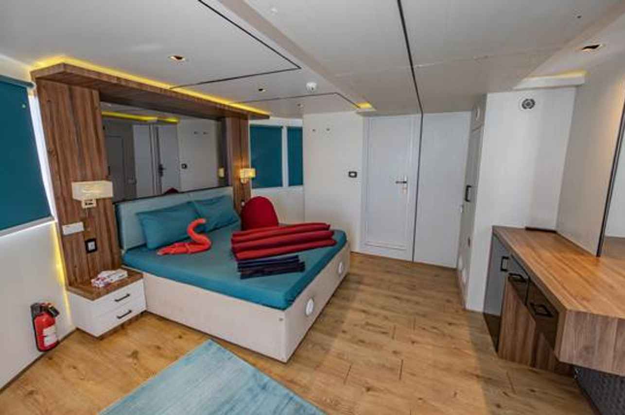 Double Bed Upper Deck Cabin