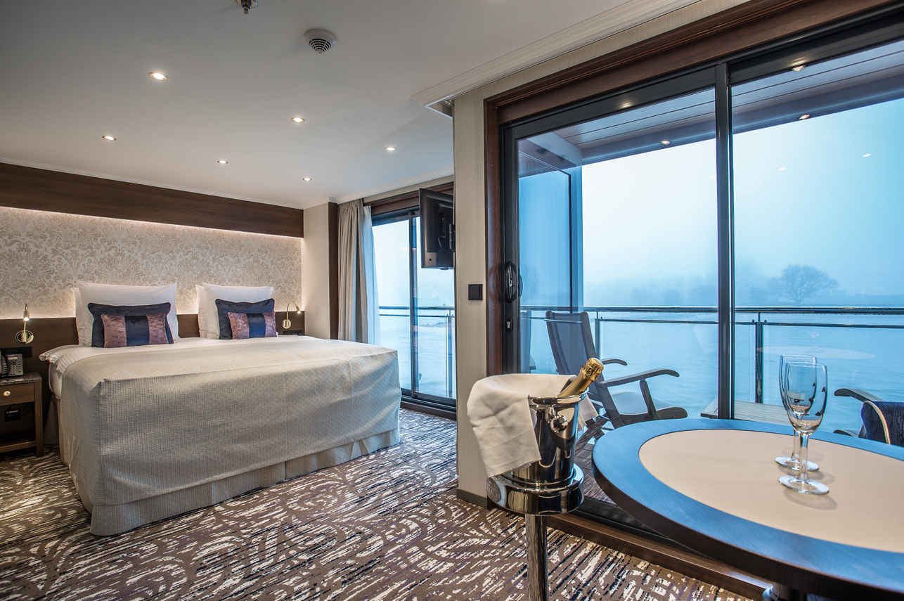 Diamond Suite