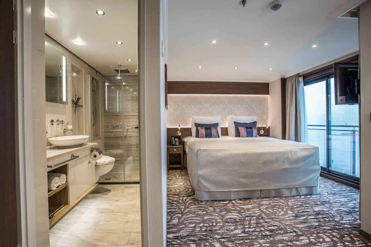 Diamond Suite