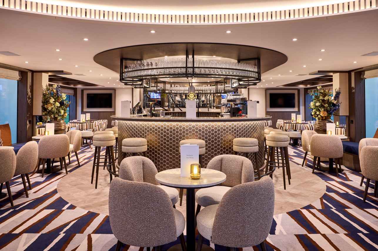 Bar et Salon extérieur - VIVA Enjoy