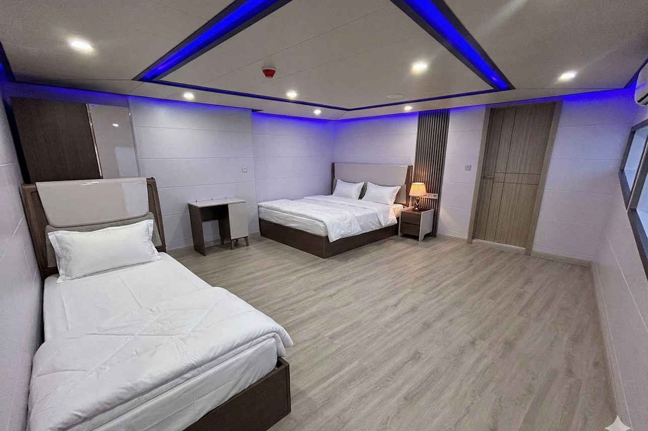 Main Deck Suite Twin
