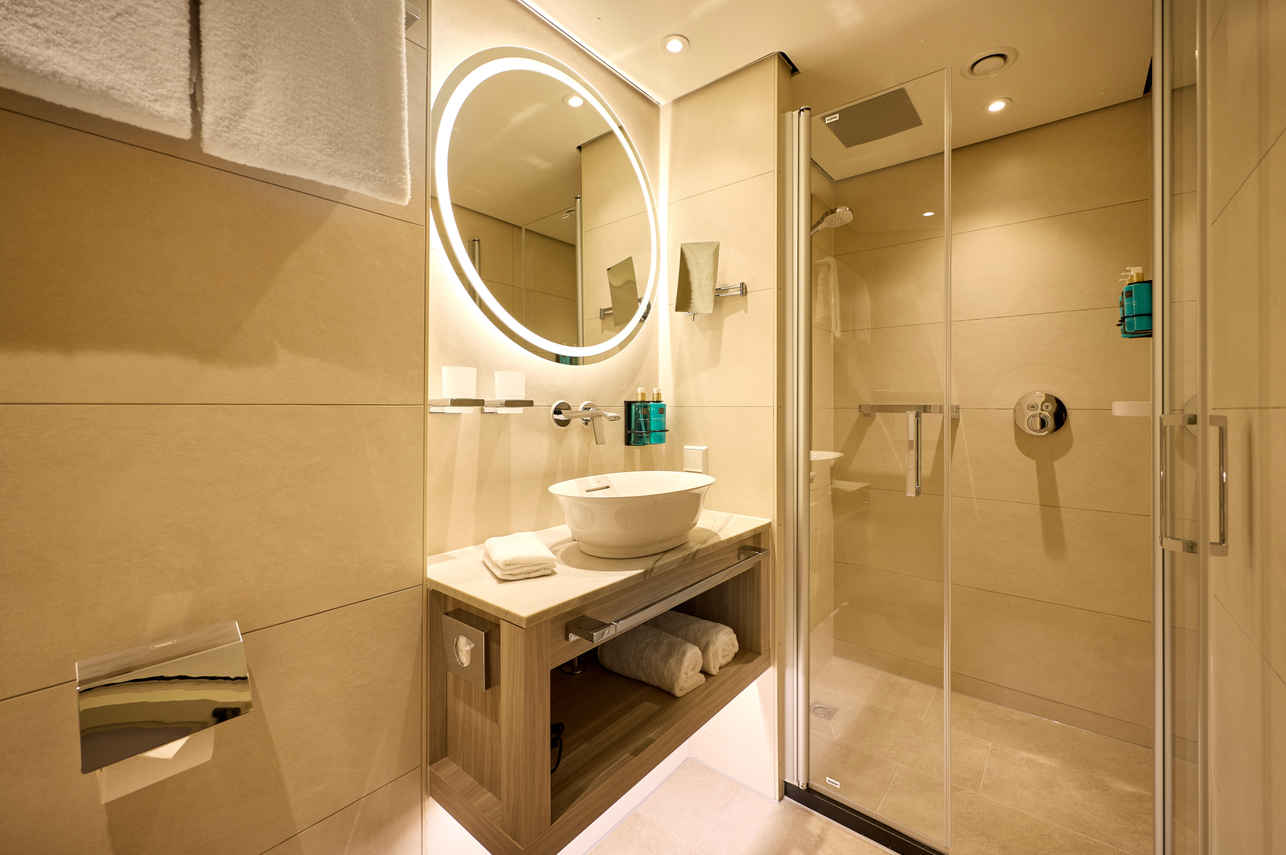 En-Suite bathrooms - VIVA Ruby