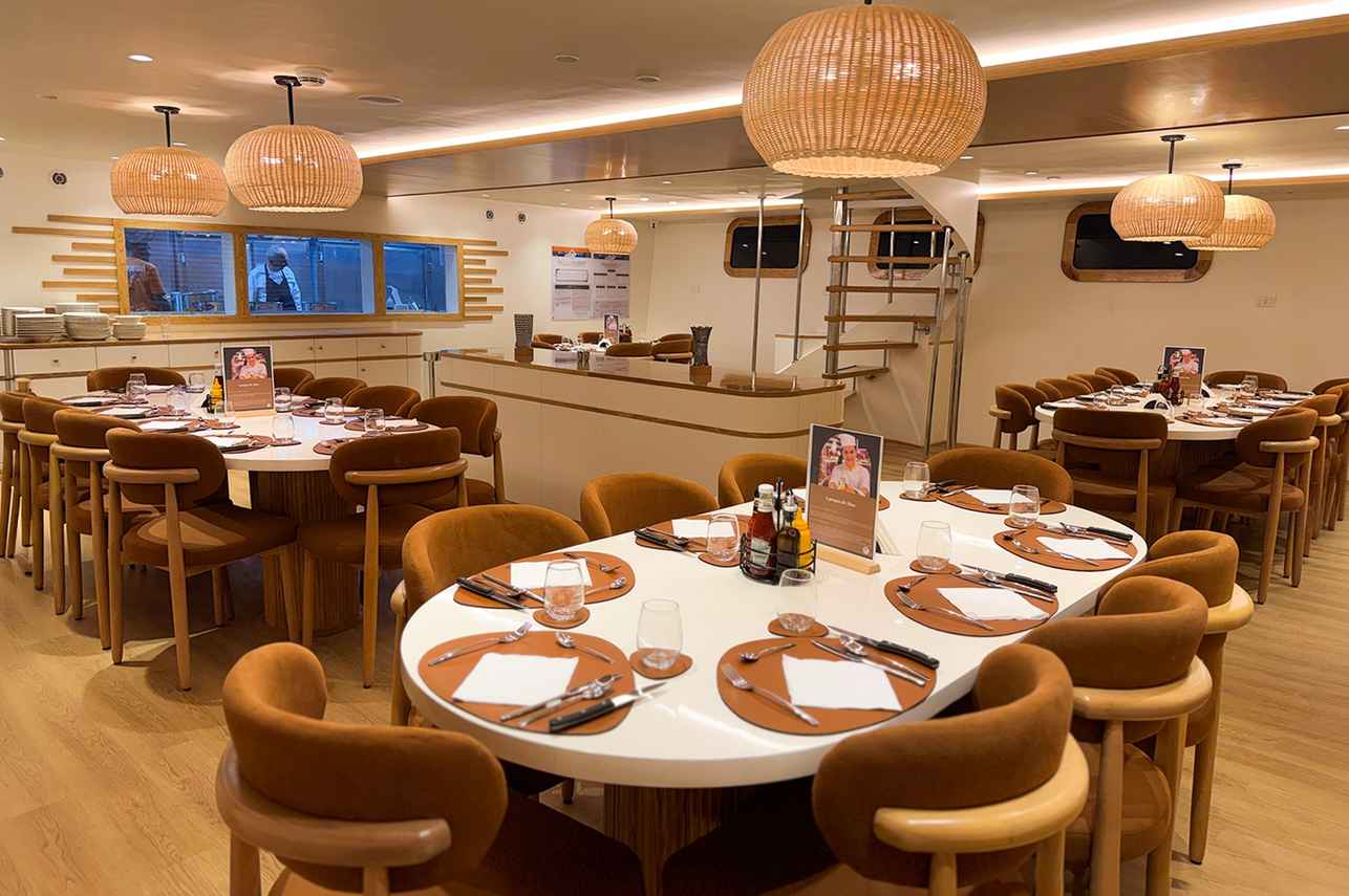 Dining Room - Dune Longara