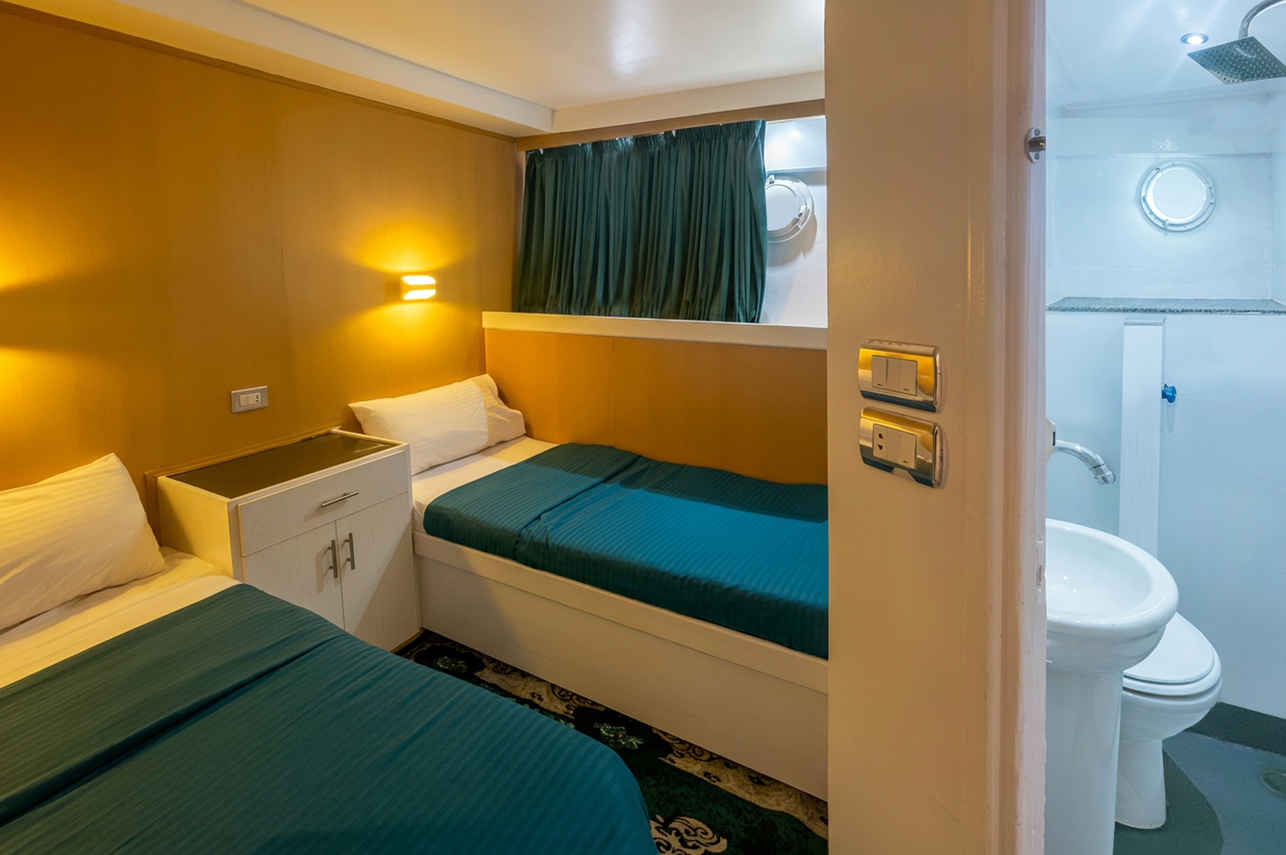 Standard Twin Cabin
