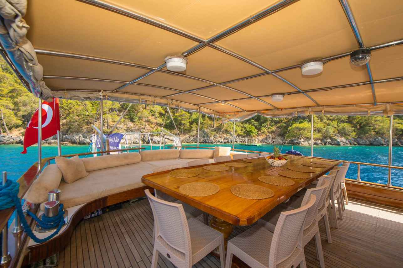 Mozaik - Outdoor Dining