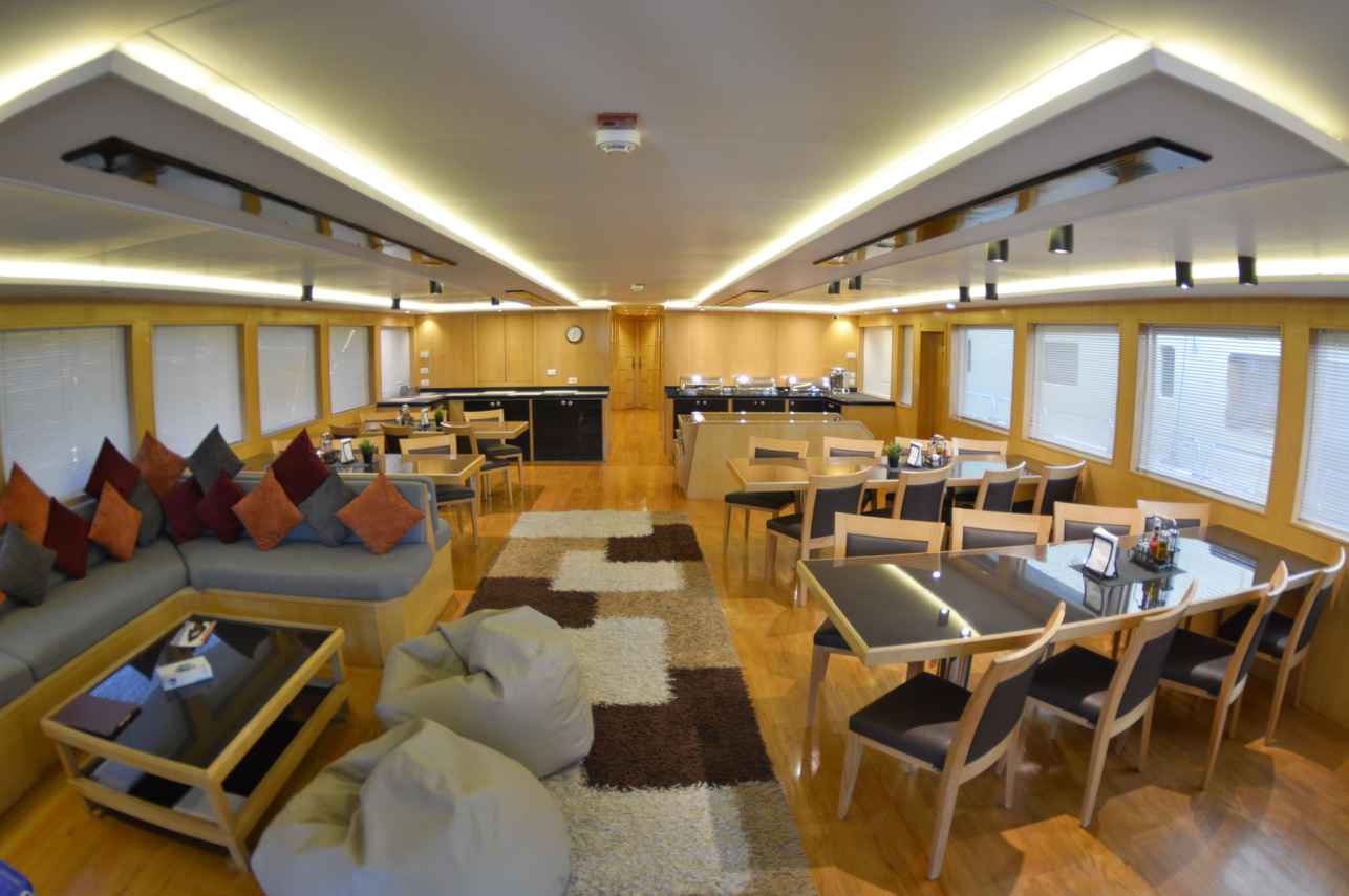 Dining and Lounge area